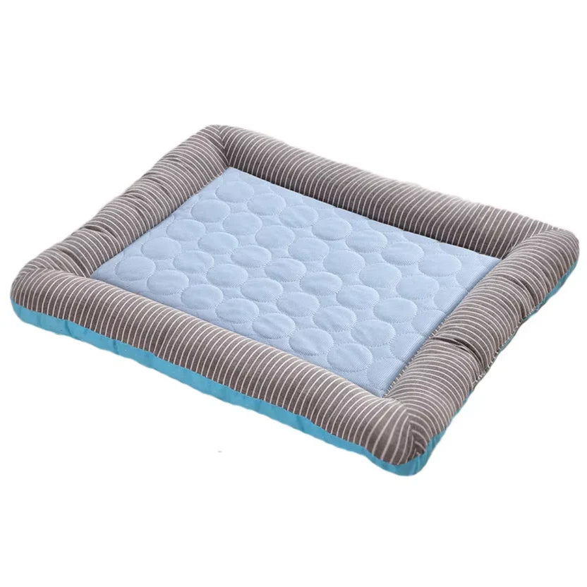 Breathable Pet Cooling Mat Lightweight Soft Cushion for Cats and Dogs